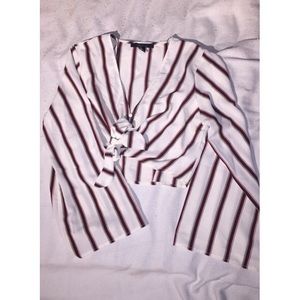 flowy sleeve shirt with tie front